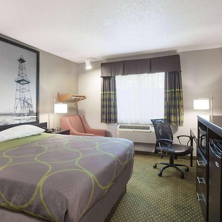 Super 8 By Wyndham Bedford Dfw Airport West Motel Luaran gambar