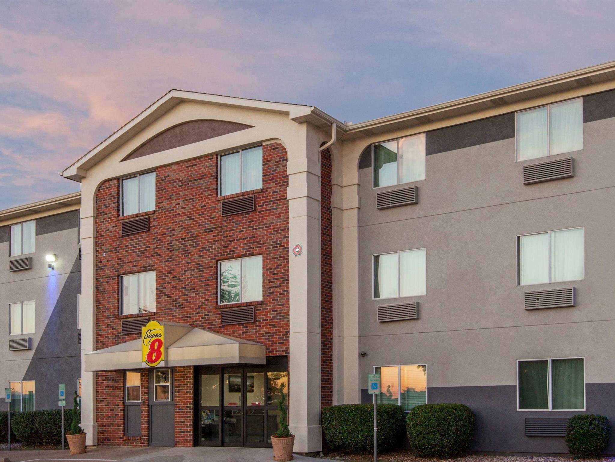 Super 8 By Wyndham Bedford Dfw Airport West Motel Luaran gambar