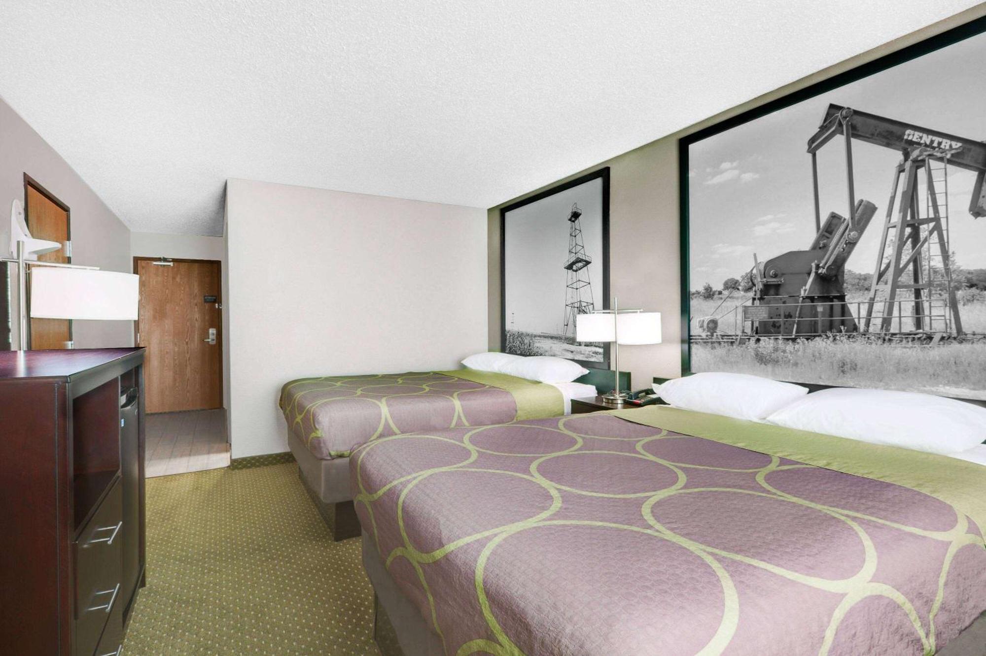 Super 8 By Wyndham Bedford Dfw Airport West Motel Luaran gambar