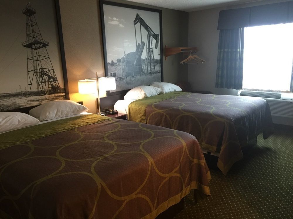 Super 8 By Wyndham Bedford Dfw Airport West Motel Luaran gambar